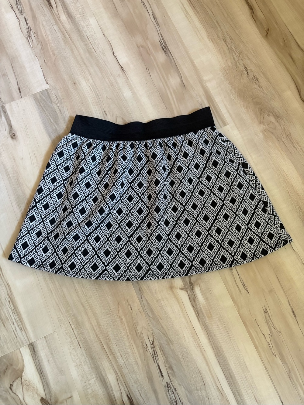 Joe Benbasset Black and White Diamond-Print Skater Skirt